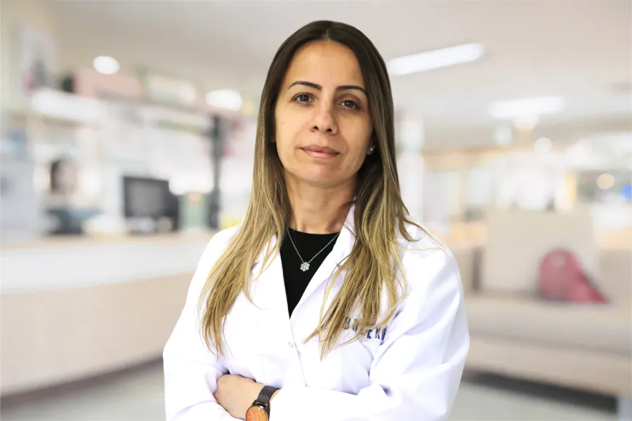 Opr. Dr. Ayşe İrem Tenekecioğlu